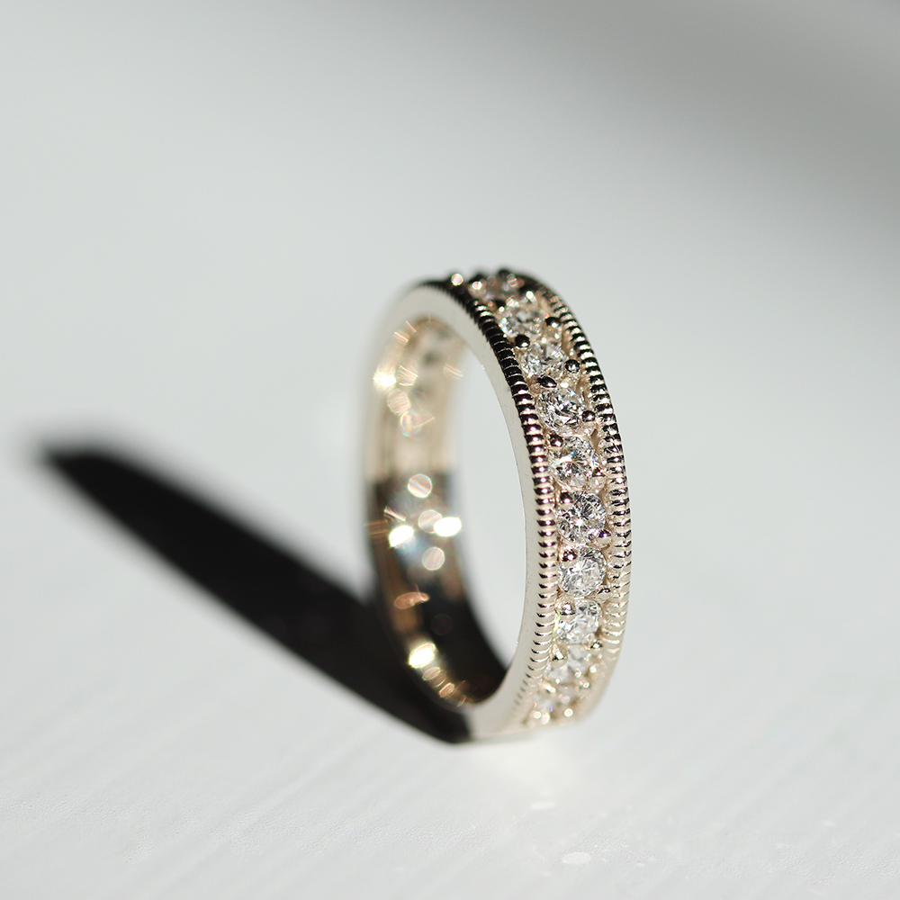 white lab-grown diamond essential ring